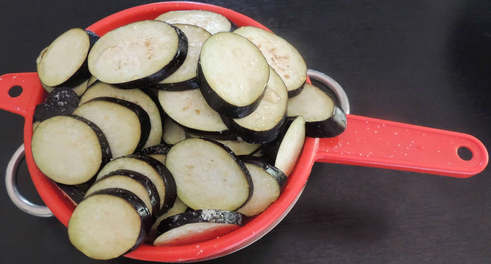 Melanzane sotto pesto - Vegblogger - Vegolosi.it