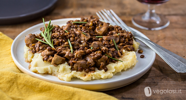 Stufato di lenticchie e purè speziato